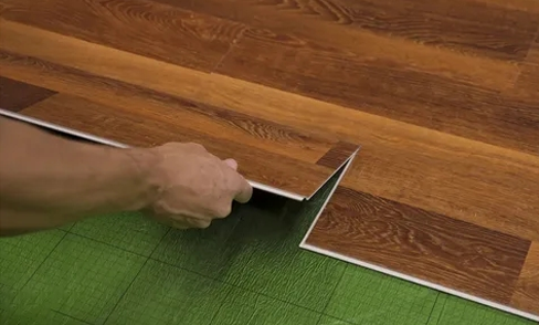 PVC commercial roll flooring is mainly suitable for large-scale project construction.